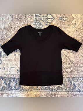 Athleta Black V-Neck Short Sleeve Top